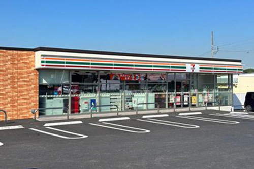 セブンイレブン大府梶田町4丁目店