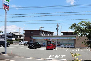 ファミリーマート湖西中之郷店